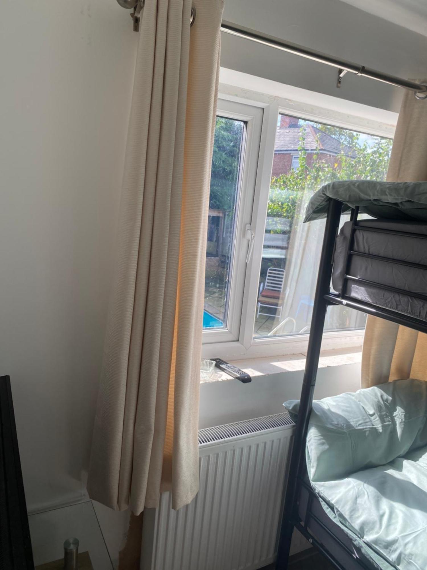 Freedom Hostel 拉德克利夫 外观 照片
