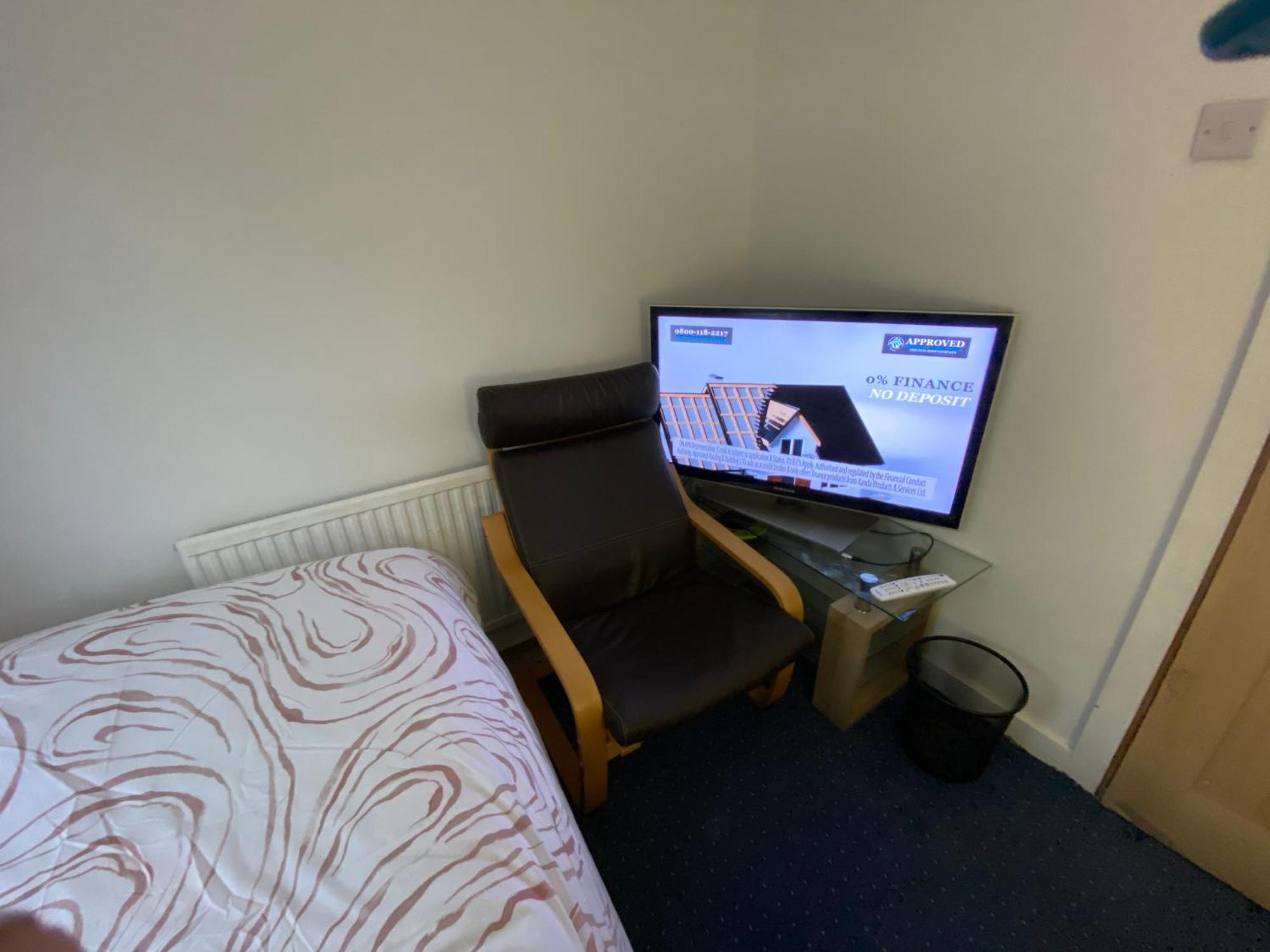 Freedom Hostel 拉德克利夫 外观 照片